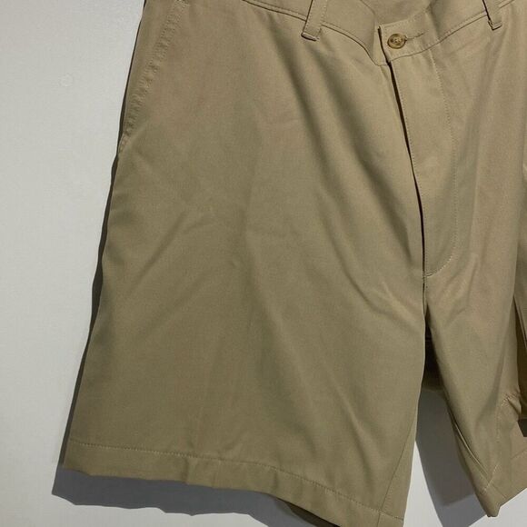 PGA Tour Men's Beige Flat Front Performance Golf Shorts Size 38 - Picture 2 of 6